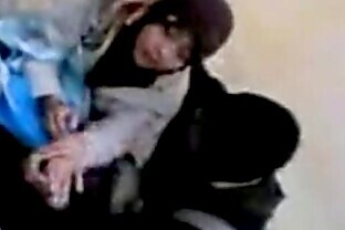 jilbab mesum di jalan.FLV